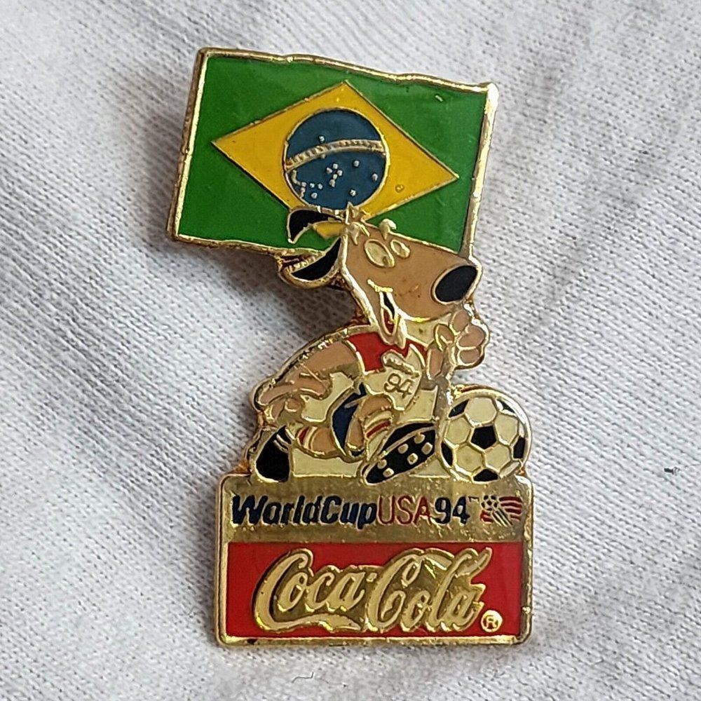 Coca Cola Brazil World Cup 1994 Lapel Pin‎ Flag Striker Dog Mascot Soccer Ball